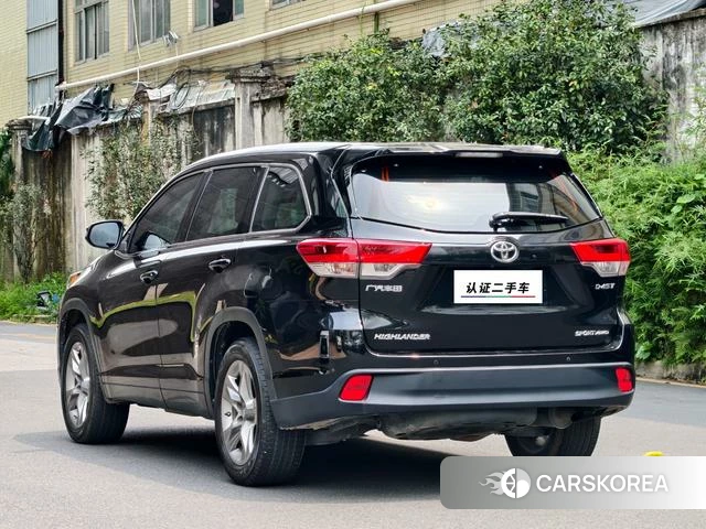 Toyota Highlander 2022 Черный из Китая, фото 5
