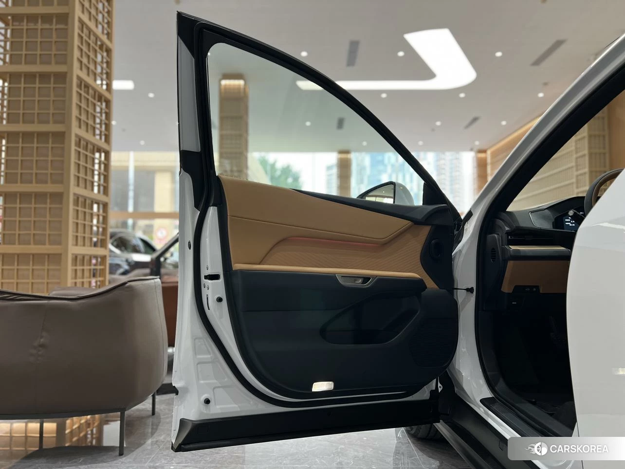Lexus ES id 4440460 из Китая 9