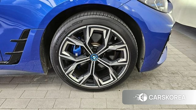 BMW i4 id 3883436 из Кореи 15