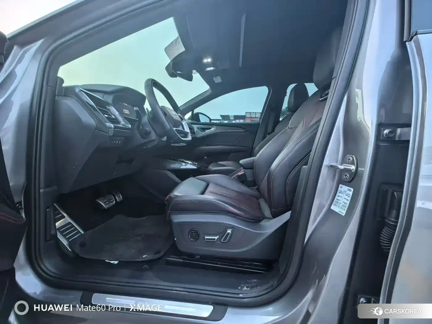 Audi Q5 e-tron 2022 Silver/gray из Китая, фото 5