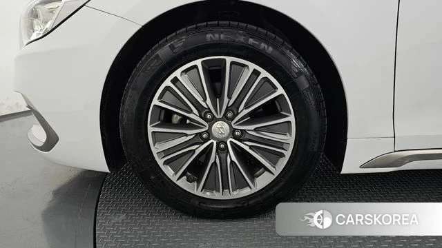 Hyundai Grandeur IG Hybrid id 4930776 из Кореи 15