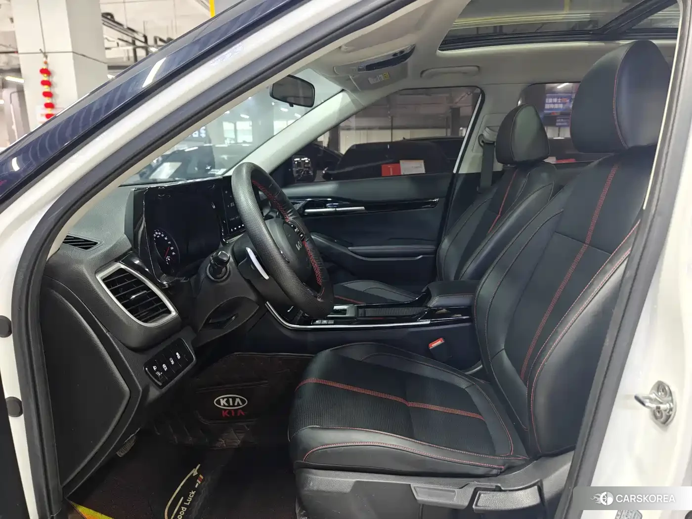Kia KX3 2022 Белый из Китая, фото 6