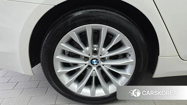 BMW 5 Series (G30) id 4746738 из Кореи 26