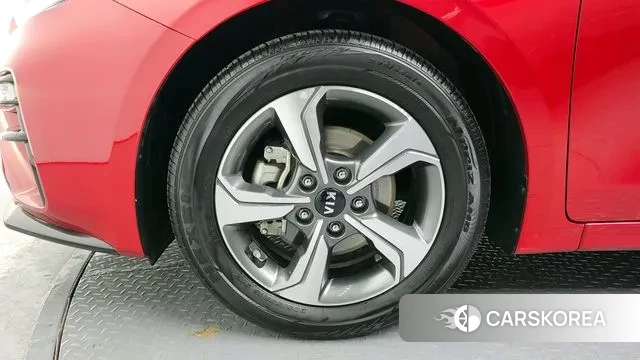 Kia Come New K3 id 3583348 из Кореи 15