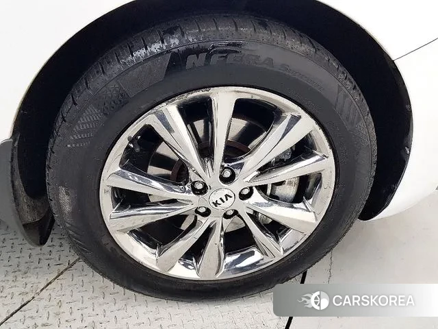 Kia The New Carnival id 3484252 из Кореи 15