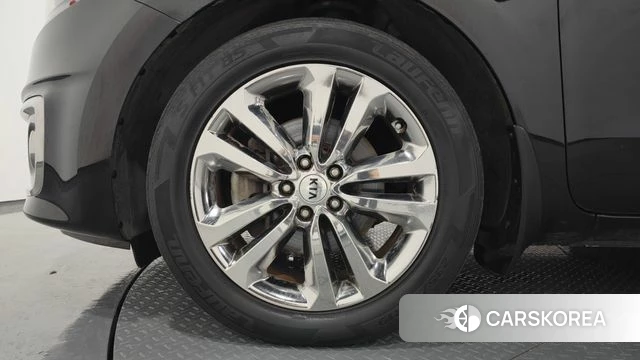 Kia All New Carnival id 4596463 из Кореи 15
