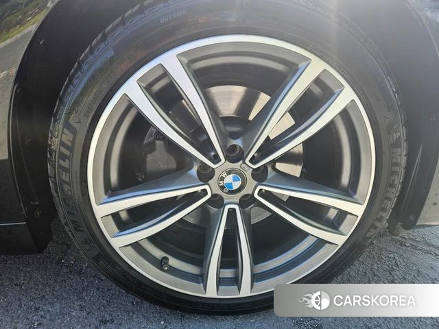 BMW 5 Series (G30) id 3955680 из Кореи 13