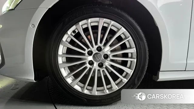 Audi A6 (C8) id 3478606 из Кореи 15