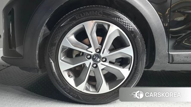 Kia Stonic id 4672636 из Кореи 15