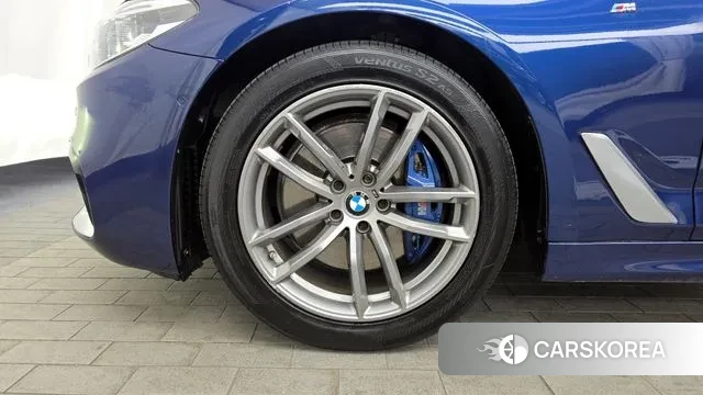 BMW 5 Series (G30) id 3761214 из Кореи 15