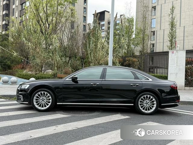Audi A8 2021 Черный из Китая, фото 5