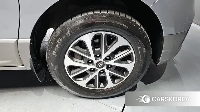 Hyundai The New Grand Starex id 3742880 из Кореи 15