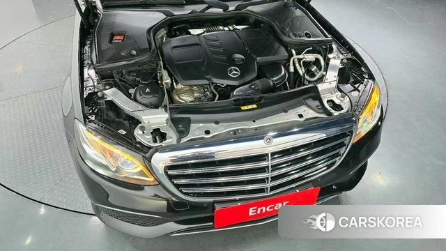 Mercedes-Benz E-Class W213 id 4310751 из Кореи 25