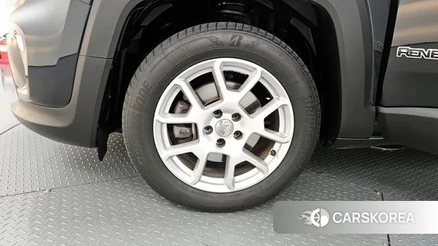 Jeep Renegade id 3165092 из Кореи 15
