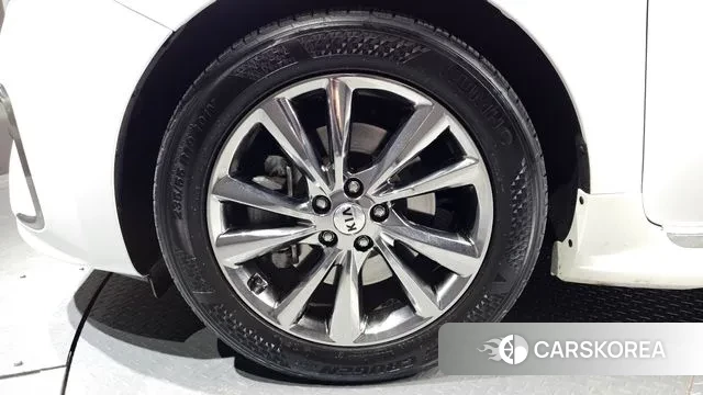 Kia The New Carnival id 2427233 из Кореи 15