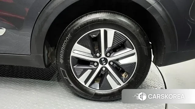 Kia The New Niro id 3232647 из Кореи 15