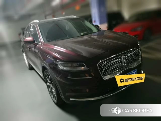 Lincoln Navigator 2022 Красный из Китая, фото 5