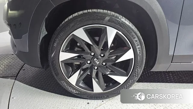 Kia Seltos id 3422506 из Кореи 15