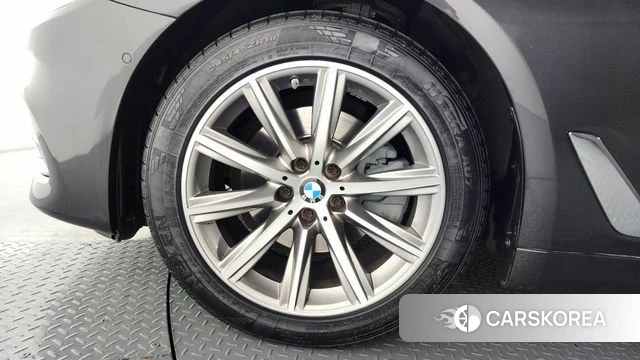 BMW 5 Series (G30) id 3966380 из Кореи 15