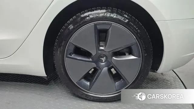 Tesla Model 3 id 3650709 из Кореи 15