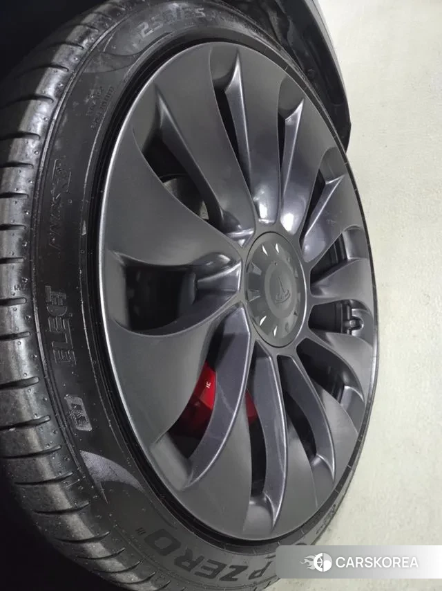 Tesla Model Y id 3621391 из Кореи 15