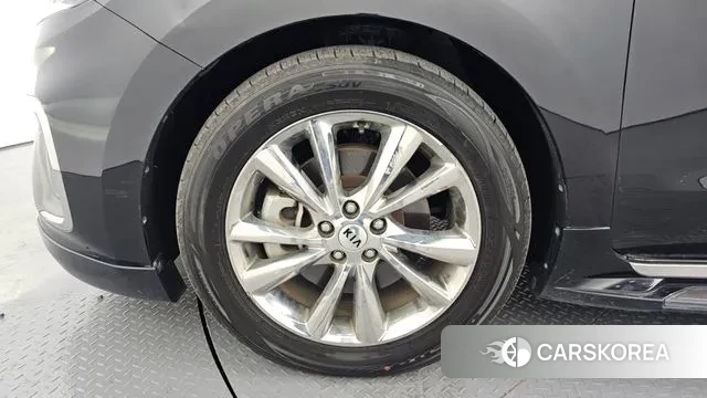 Kia The New Carnival id 3563108 из Кореи 15