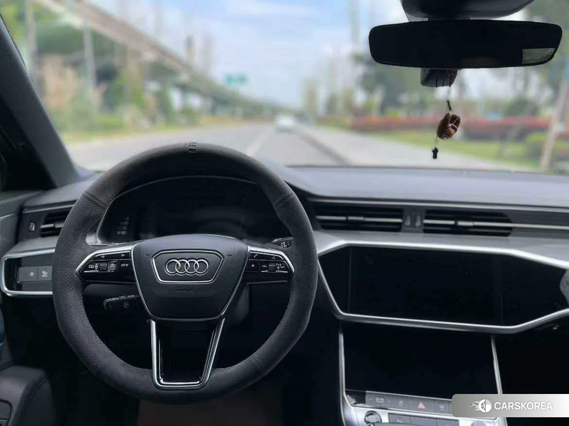 Audi A6L 2021 Черный из Китая, фото 5