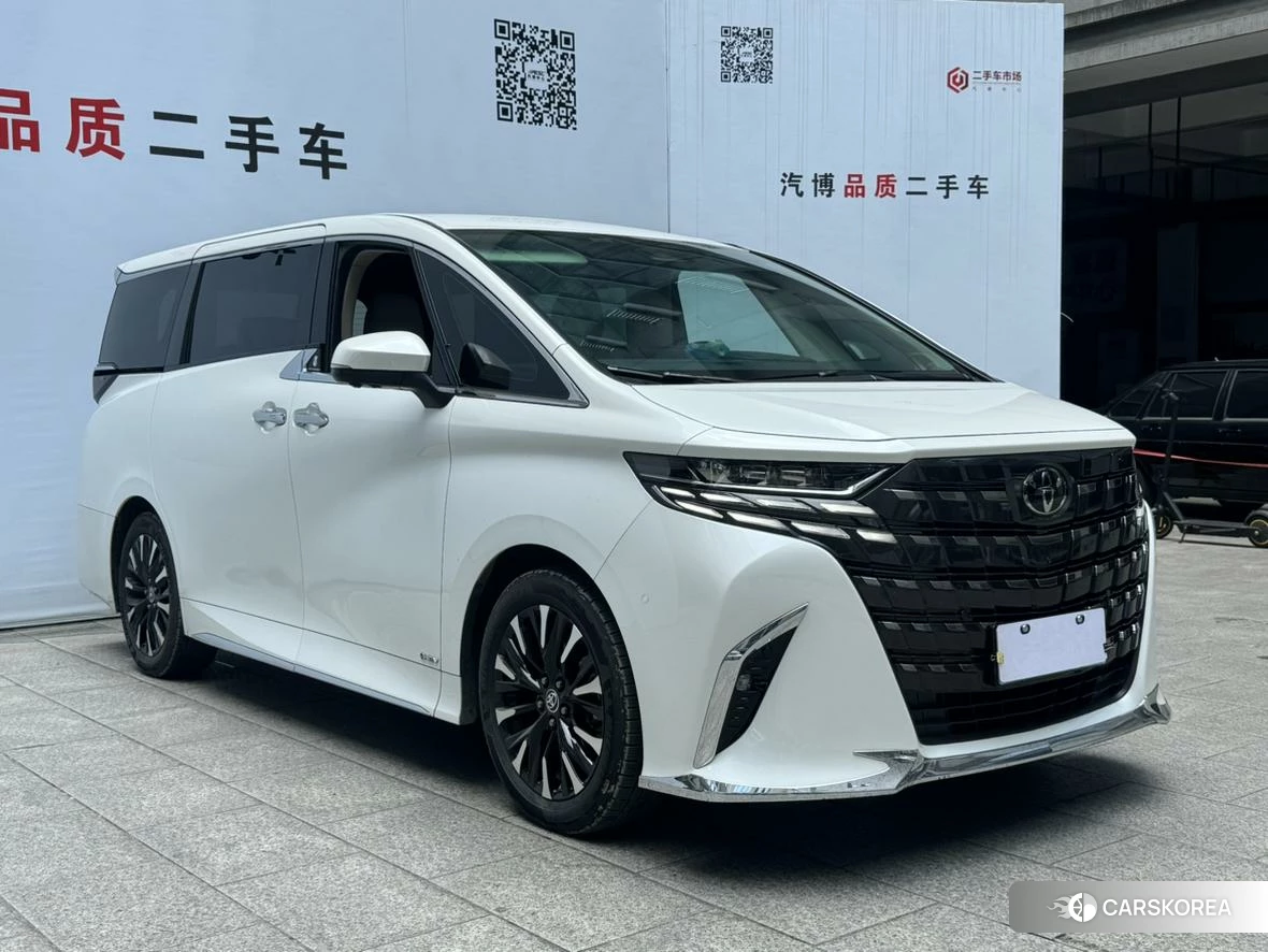 Toyota Elfa 2022 Белый из Китая, фото 5