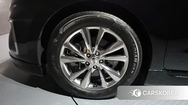 Kia The New Carnival id 3708964 из Кореи 15