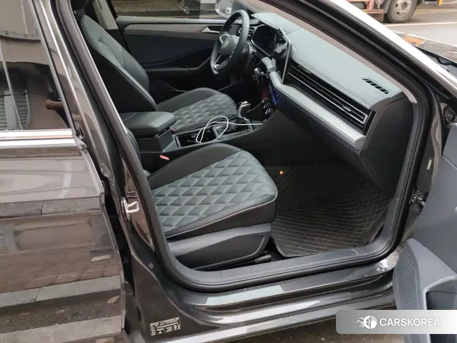 Volkswagen Sagitar id 4553734 из Китая 10
