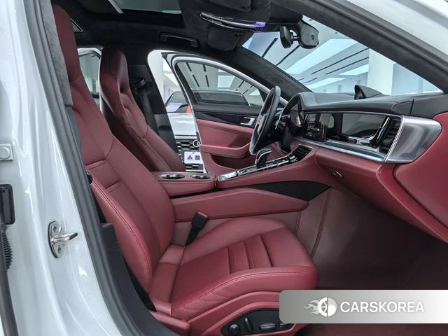 Porsche Panamera id 3908620 из Китая 11