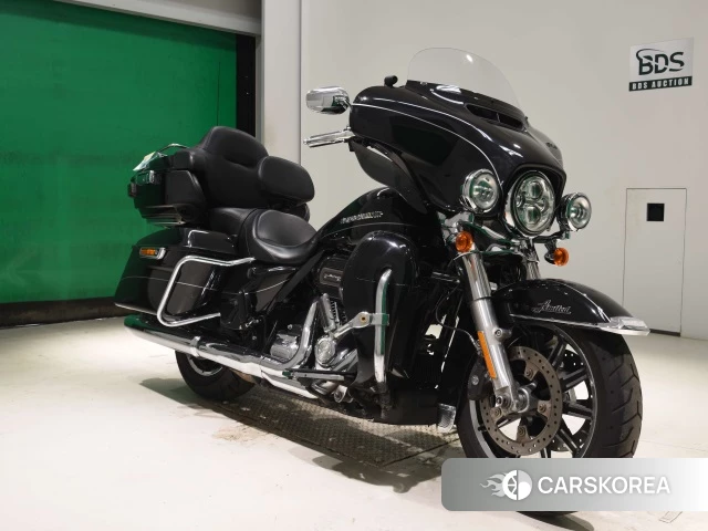 Проданный Harley-Davidson Electra Glide FLHTK1740 2017 из Японии, фото 4