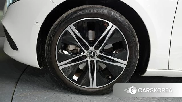 Mercedes-Benz A-Class W177 id 3933979 из Кореи 15