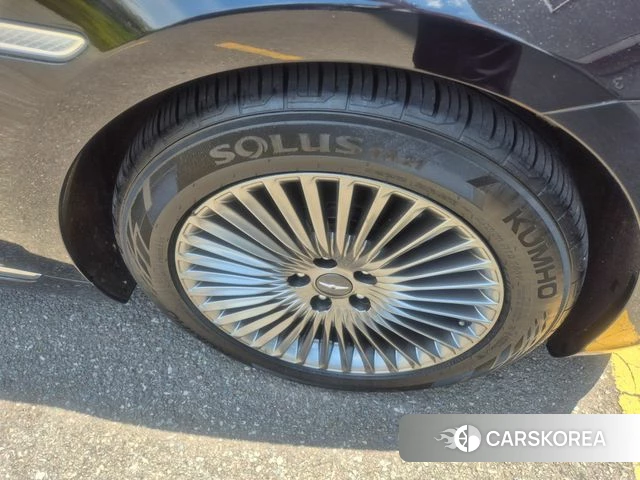Genesis G90 id 4396797 из Кореи 15