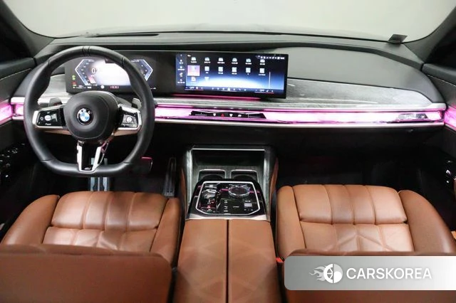 BMW 7 Series (G70) id 3919628 из Кореи 15