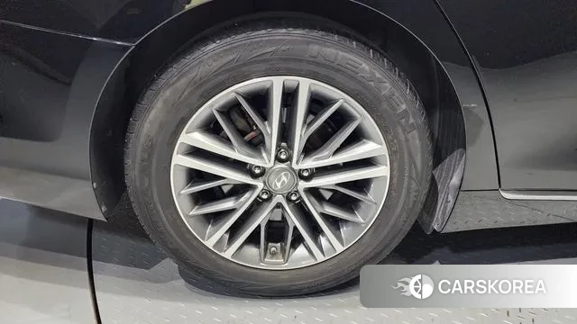 Hyundai Grandeur IG id 3004581 из Кореи 15