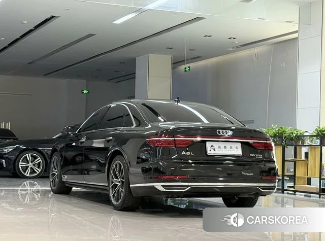 Audi A8 id 4240809 из Китая 11