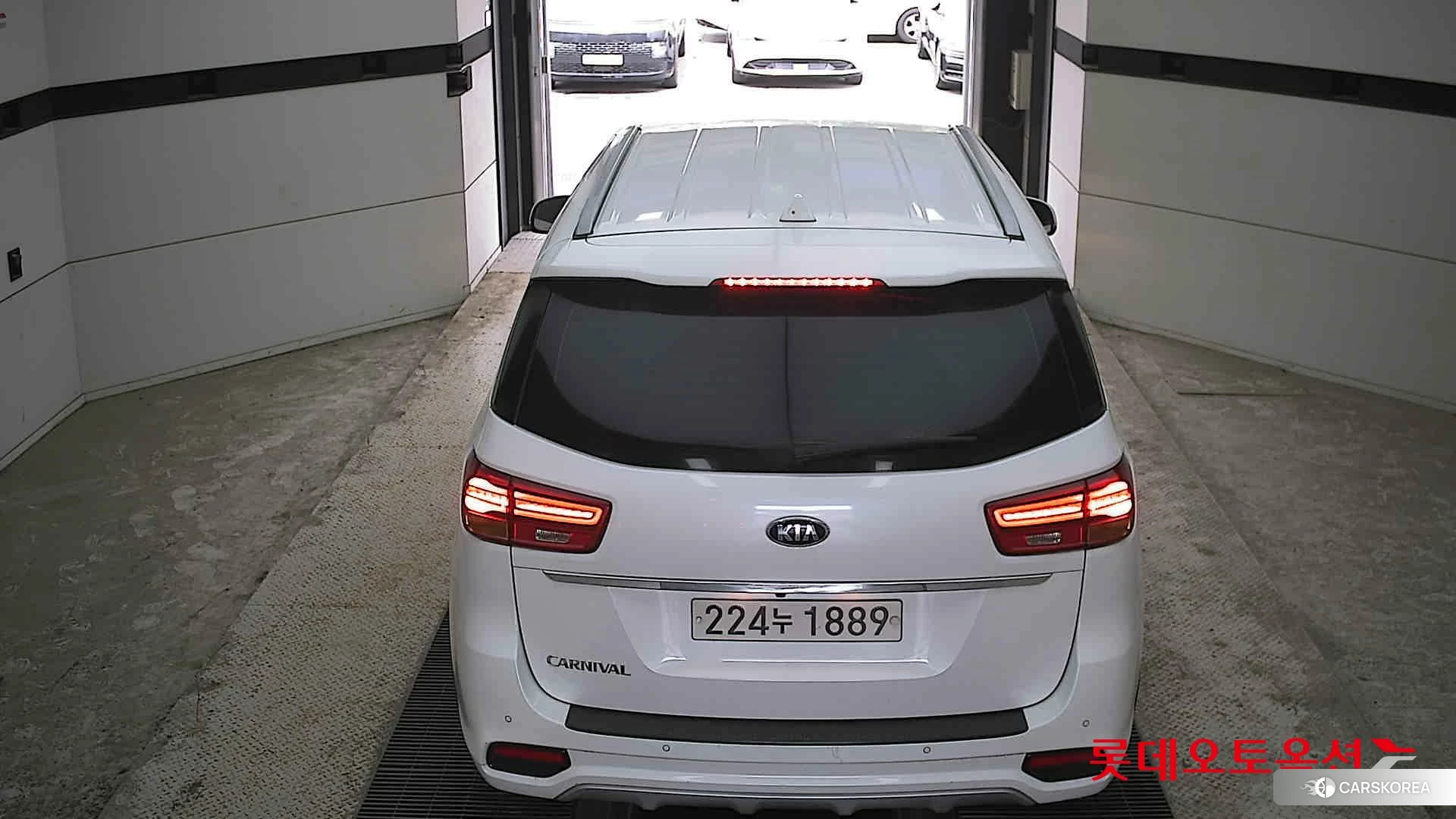 Kia Carnival id 4289633 из Кореи 33