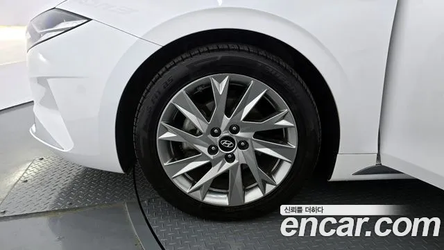 Hyundai The New Grandeur IG Hybrid id 2844221 из Кореи 15