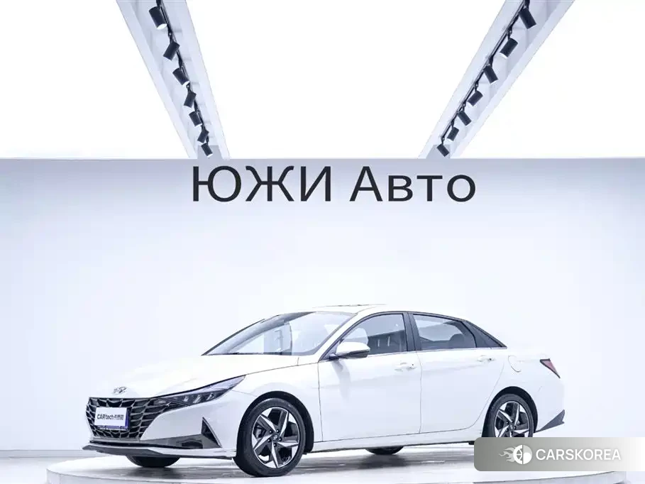 Hyundai Elantra 2023 Белый из Китая, фото 5