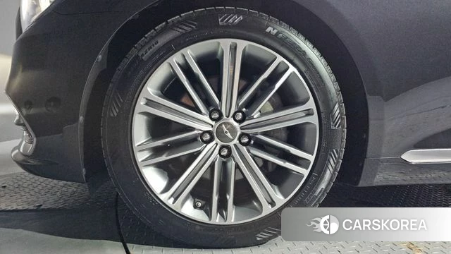 Genesis G80 id 4760471 из Кореи 31