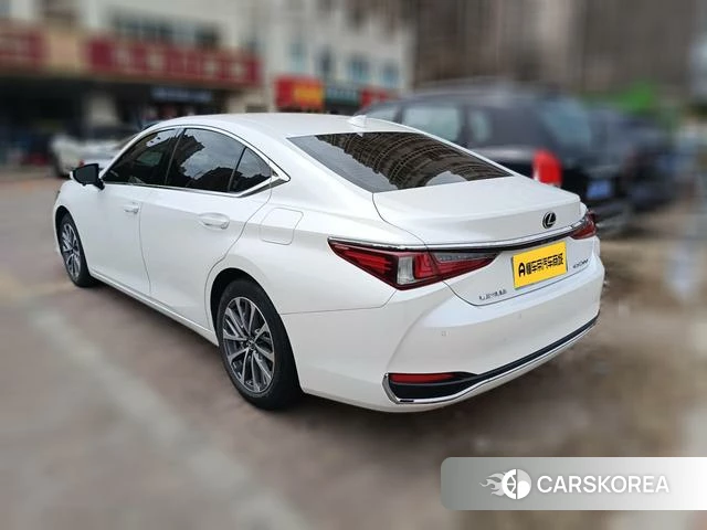 Lexus ES 2021 Белый из Китая, фото 5
