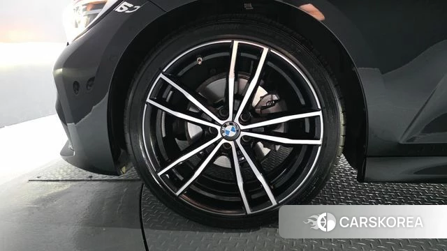 BMW 3 Series (G20) id 4330176 из Кореи 30
