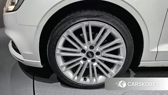 Audi New A3 id 3375121 из Кореи 15