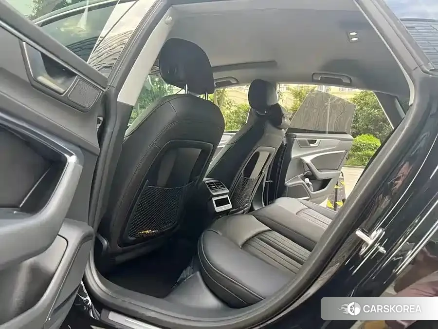 Audi A7 2021 Черный из Китая, фото 6