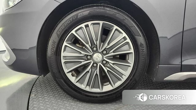 Hyundai Grandeur IG Hybrid id 4403226 из Кореи 30