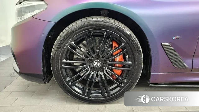 BMW 5 Series (G30) id 3515427 из Кореи 15