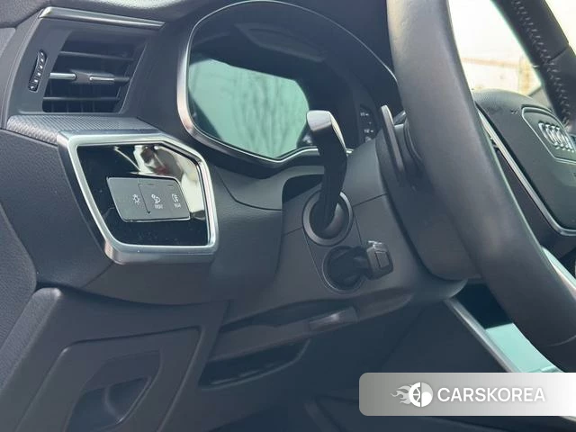 Audi A6L id 4300416 из Китая 15