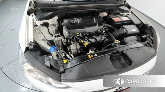 Hyundai Avante AD id 3796250 из Кореи 15