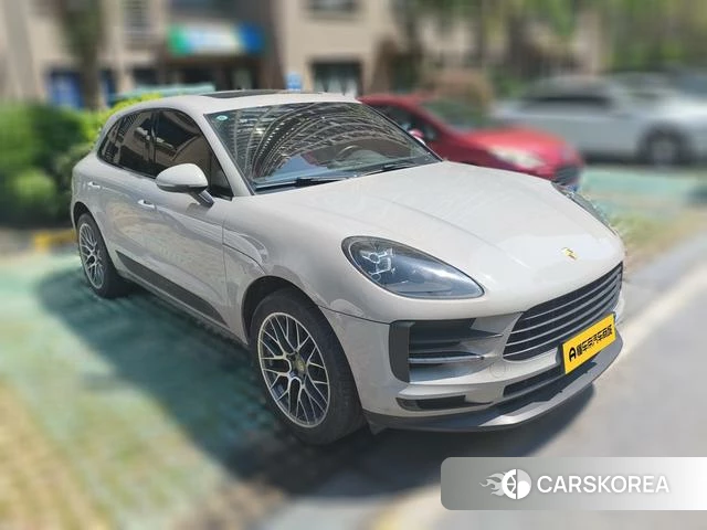 Porsche Macan 2020 Темно-серый из Китая, фото 5